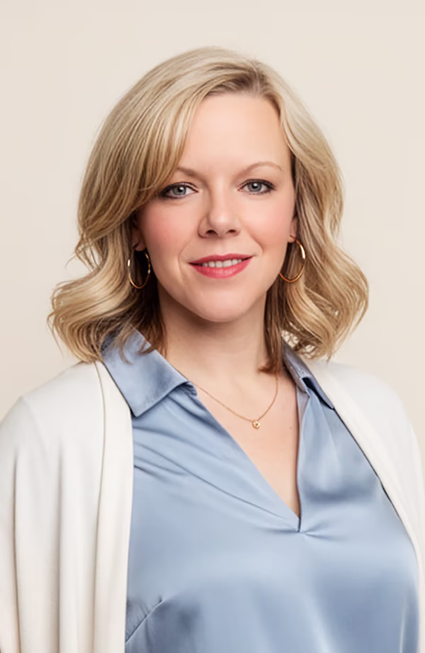 Mallori Dzurka portrait